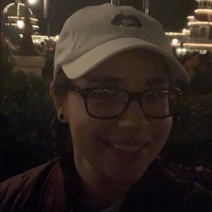 Meet your Posher, Jessenia
